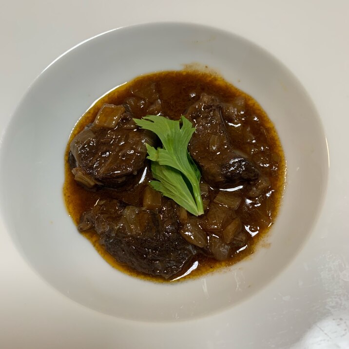 牛すね肉の赤ワイン煮